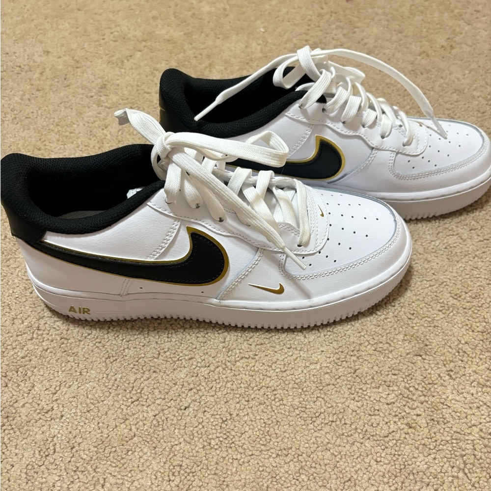 Nike Air Force 1 Women’s 8.0